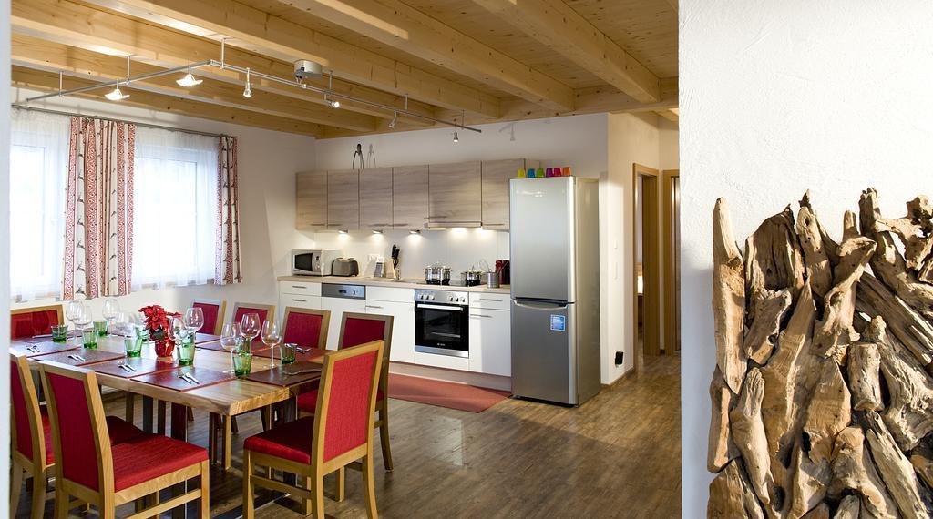 AlpenChalet Mitterberg Mariapfarr Zimmer foto