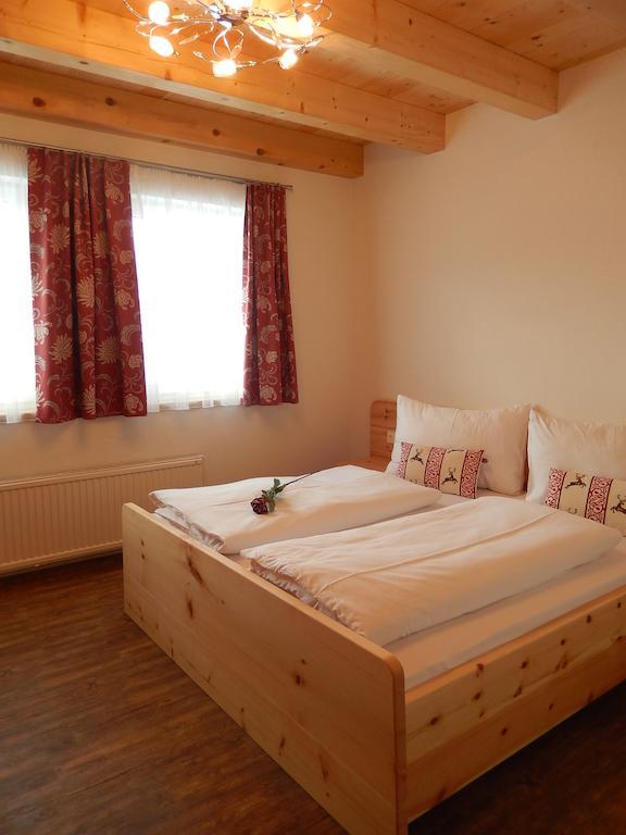 AlpenChalet Mitterberg Mariapfarr Zimmer foto